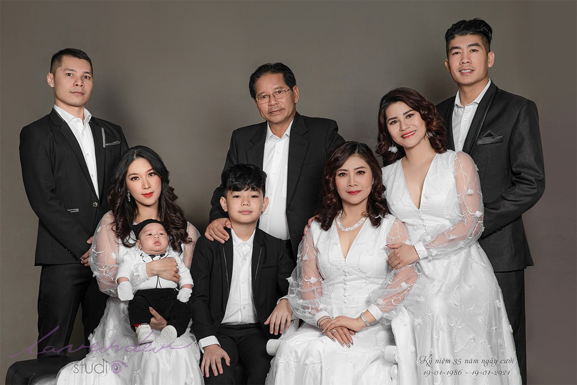 bảng báo giá dịch vụ chụp hình gia đình tại TP. Hồ Chí Minh