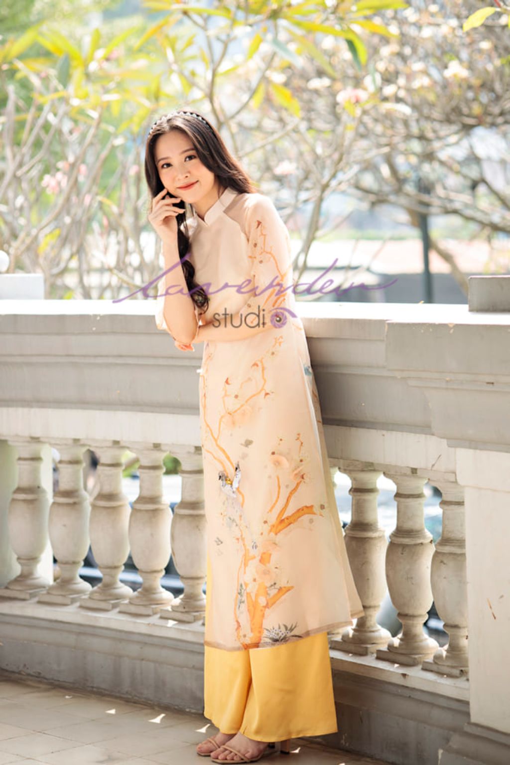 Áo dài Lavender là xưởng may chuyên thiết kế và cho thuê áo dài Tết ở Hà Nội giá rẻ, đẹp