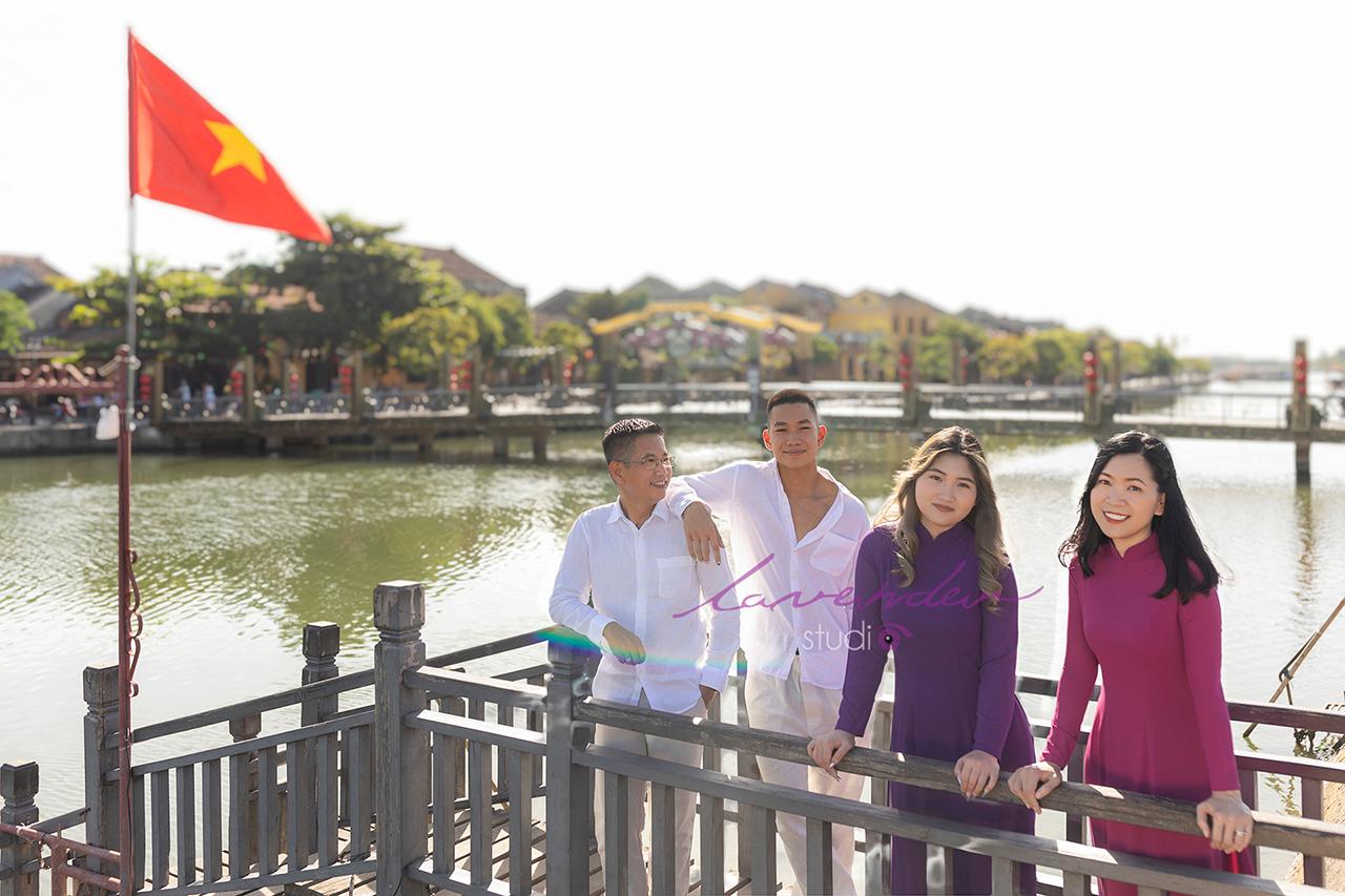 Tour chụp ảnh áo dài đẹp ở Hội An kết hợp du lịch Tour chụp ảnh áo dài đẹp ở Hội An kết hợp du lịch