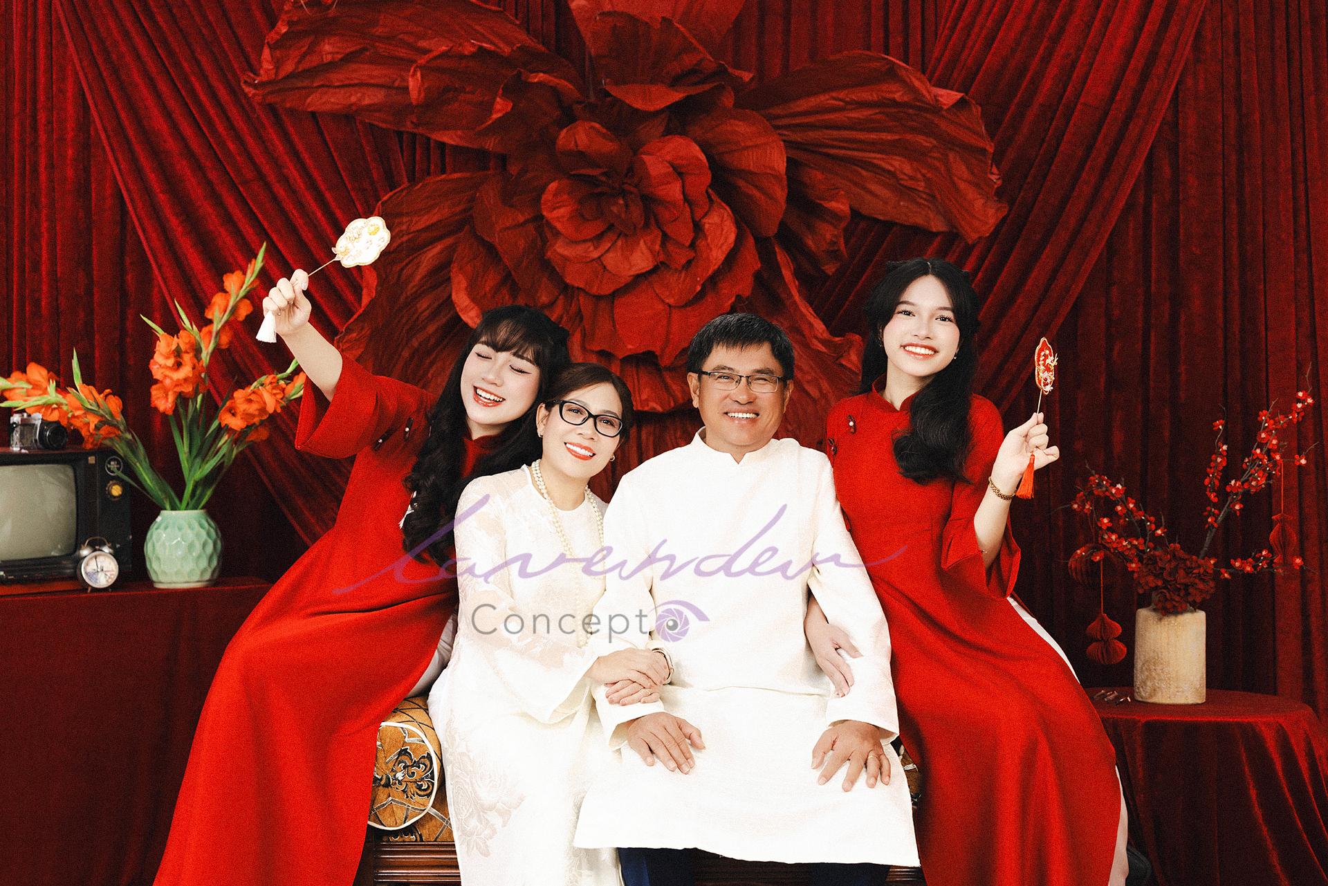 Dịch vụ chụp ảnh gia đình ngày Tết đẹp và rẻ của Studio Lavender