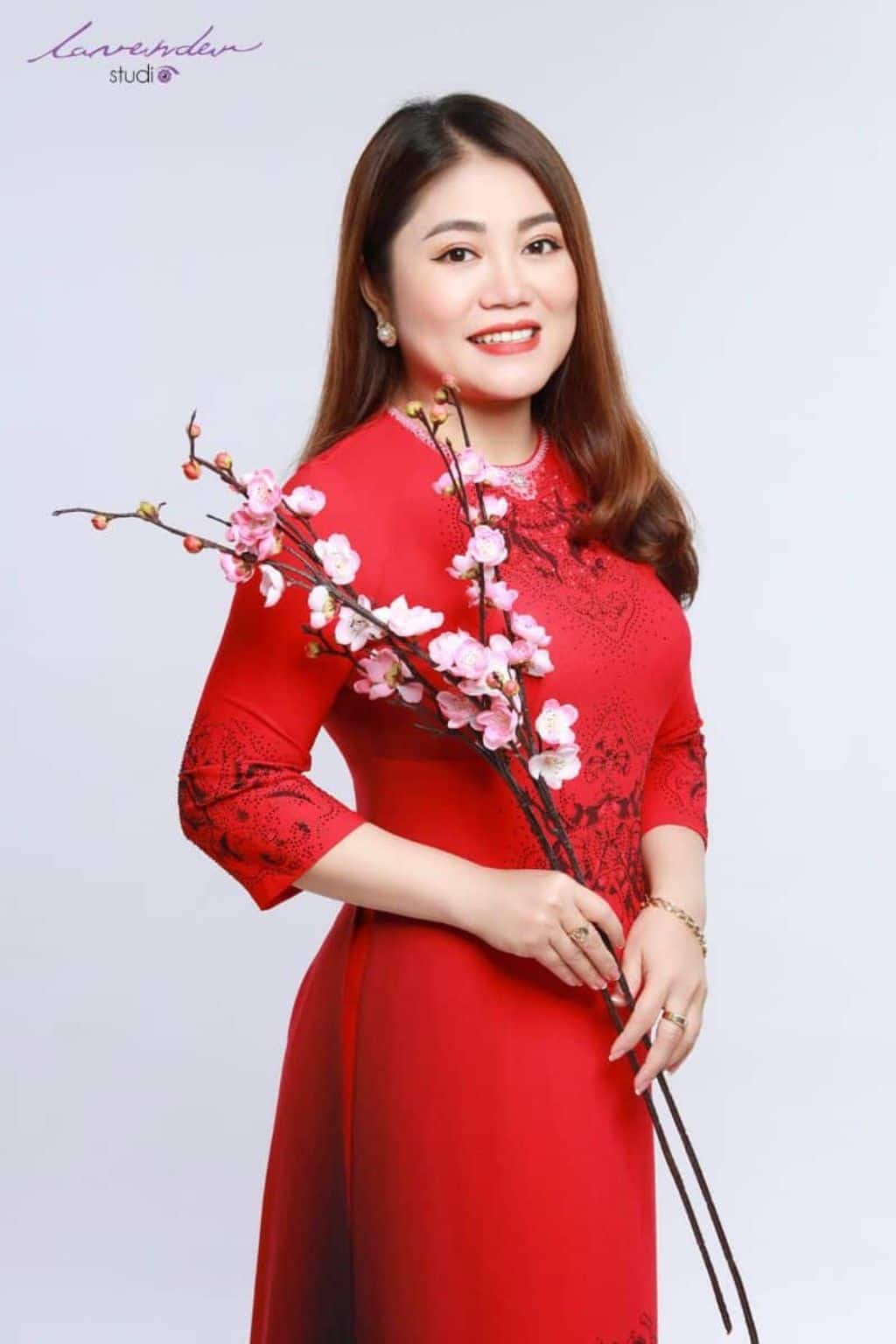 Áo dài - trang phục truyền thống của dân tộc Việt Nam