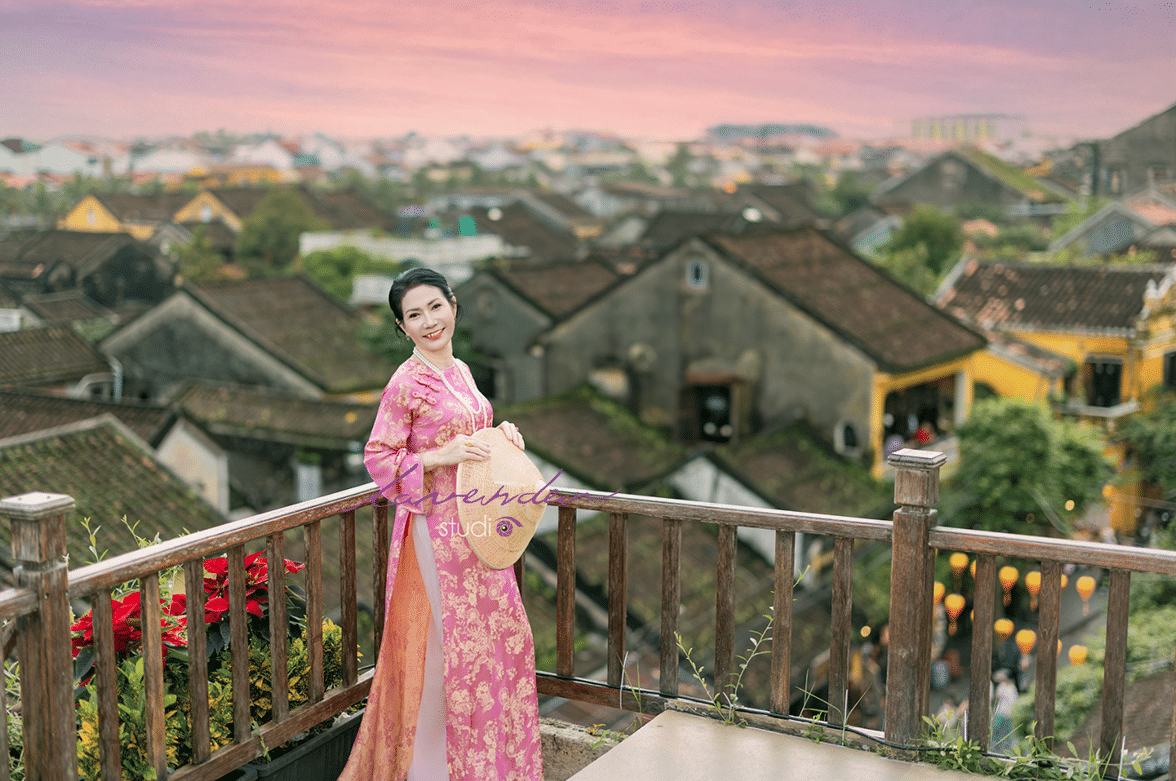 Dịch vụ chụp ảnh áo dài ngoại cảnh giá rẻ ở Hội An
