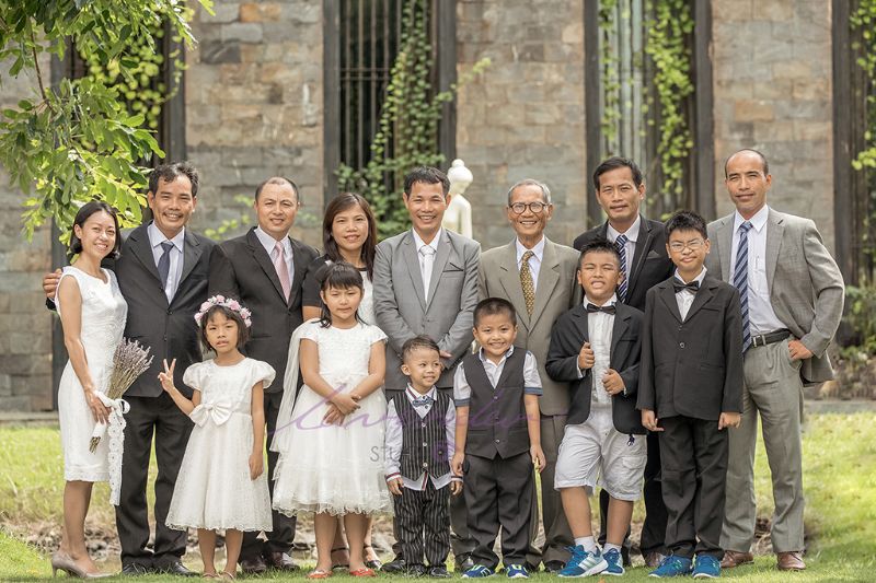 Chụp ảnh gia đình ngoại cảnh đẹp tại Nha Trang