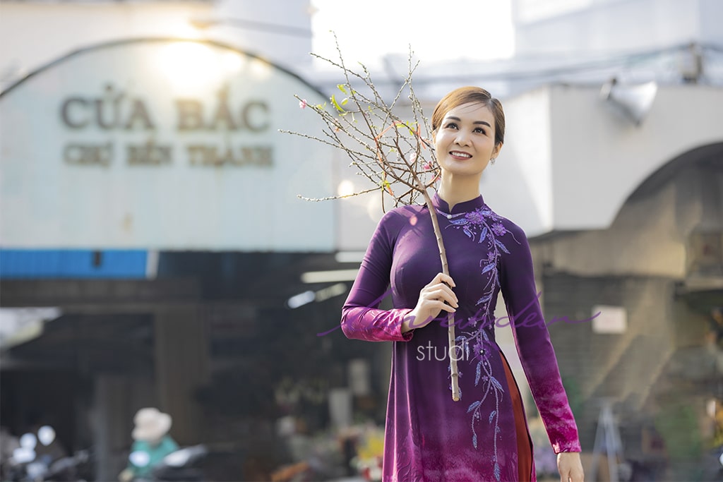 Giá chụp ảnh áo dài ngày Tết ở Đà Nẵng