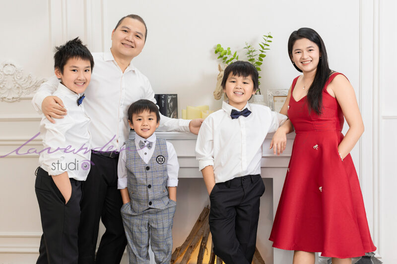 Dịch vụ chụp ảnh gia đình dịp Tết ở Hà Nội giá bao nhiêu