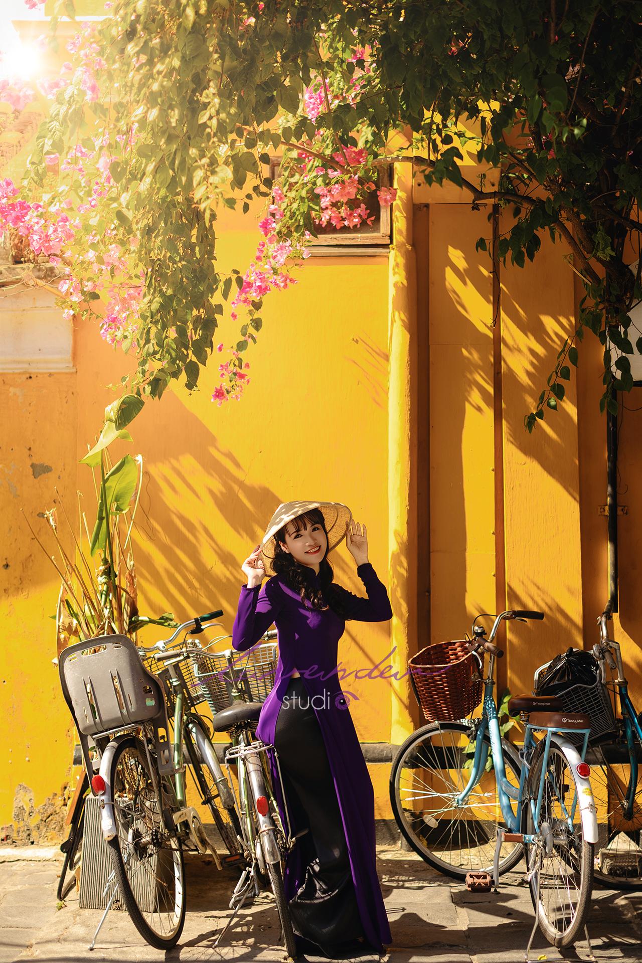 Thuê tour chụp ảnh áo dài đẹp và rẻ ở Hội An của Studio Lavender Thuê tour chụp ảnh áo dài đẹp và rẻ ở Hội An của Studio Lavender