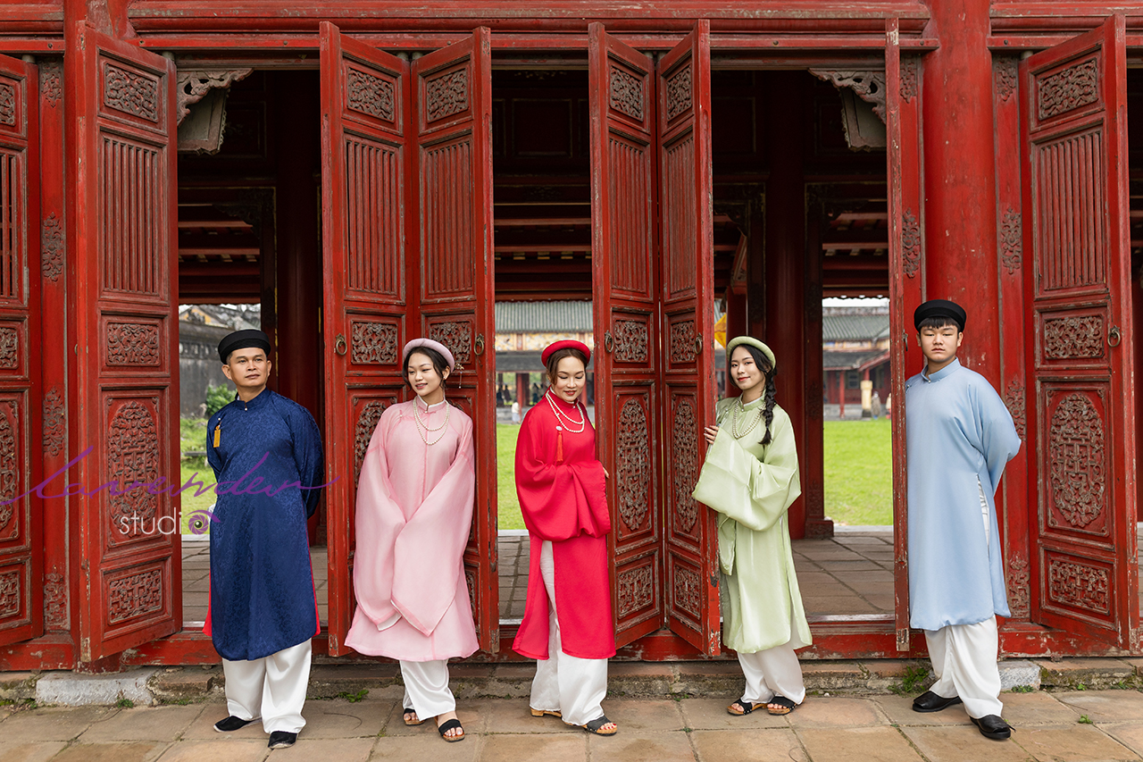 Tour chụp ảnh áo dài cổ phục cùng gia đình ở Huế