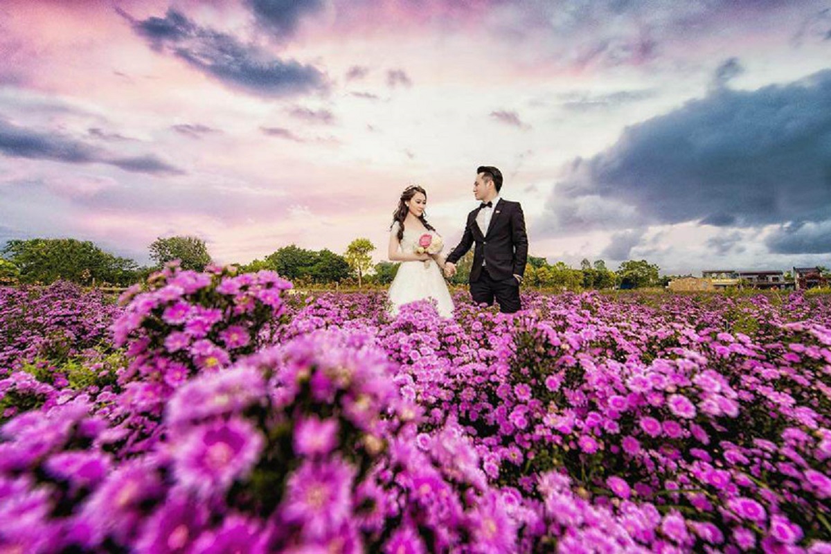 chụp hình cưới ngoại cảnh Vũng Tàu tại vườn hoa